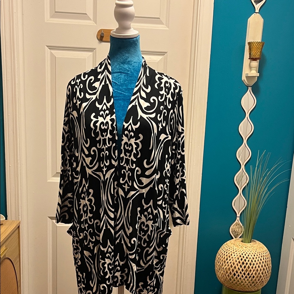 Black and White Patterned Cardigan